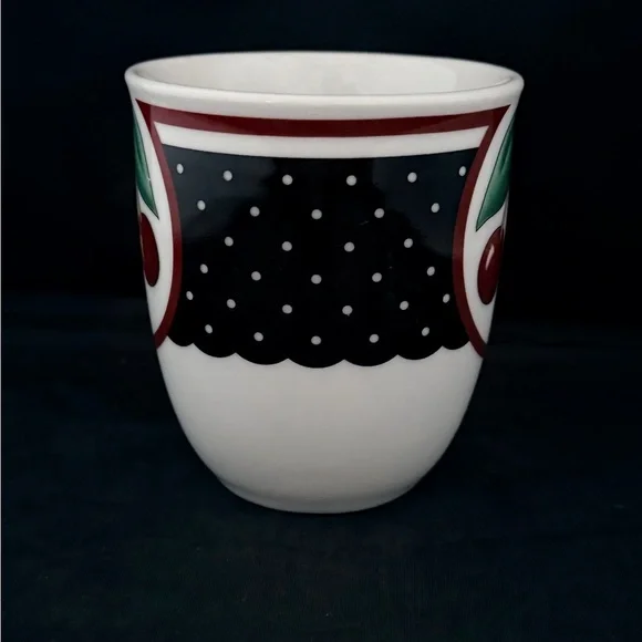Mary Engelbreit Red Cherry Cameo Mug Hot Cocoa Tea Coffee Cups Green Black Vtg - Picture 2 of 6